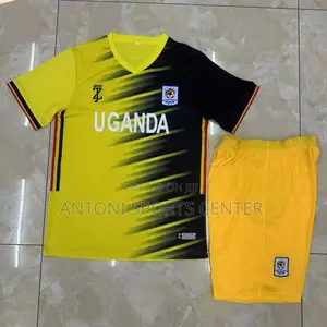 Uganda Cran Janz