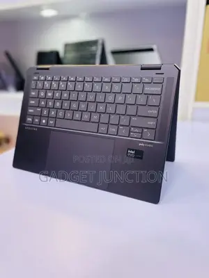 New Laptop HP Spectre X360 16GB Intel Core Ultra 5 SSD 512GB