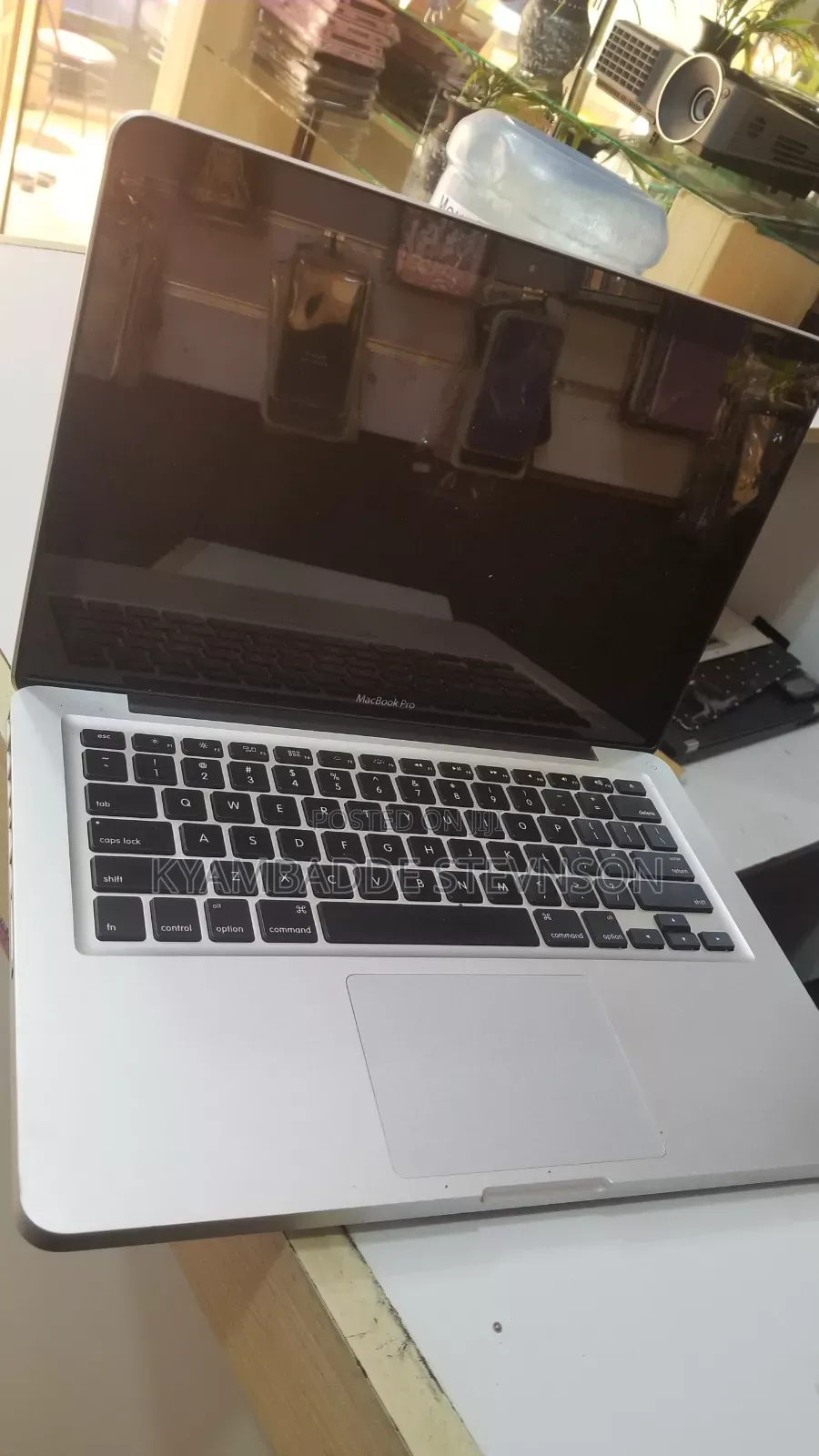 Laptop Apple MacBook Pro 8GB Intel Core I5 SSD 256GB