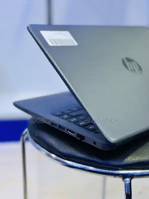 New Laptop HP 245 G4 8GB Intel Core I7 SSD 256GB