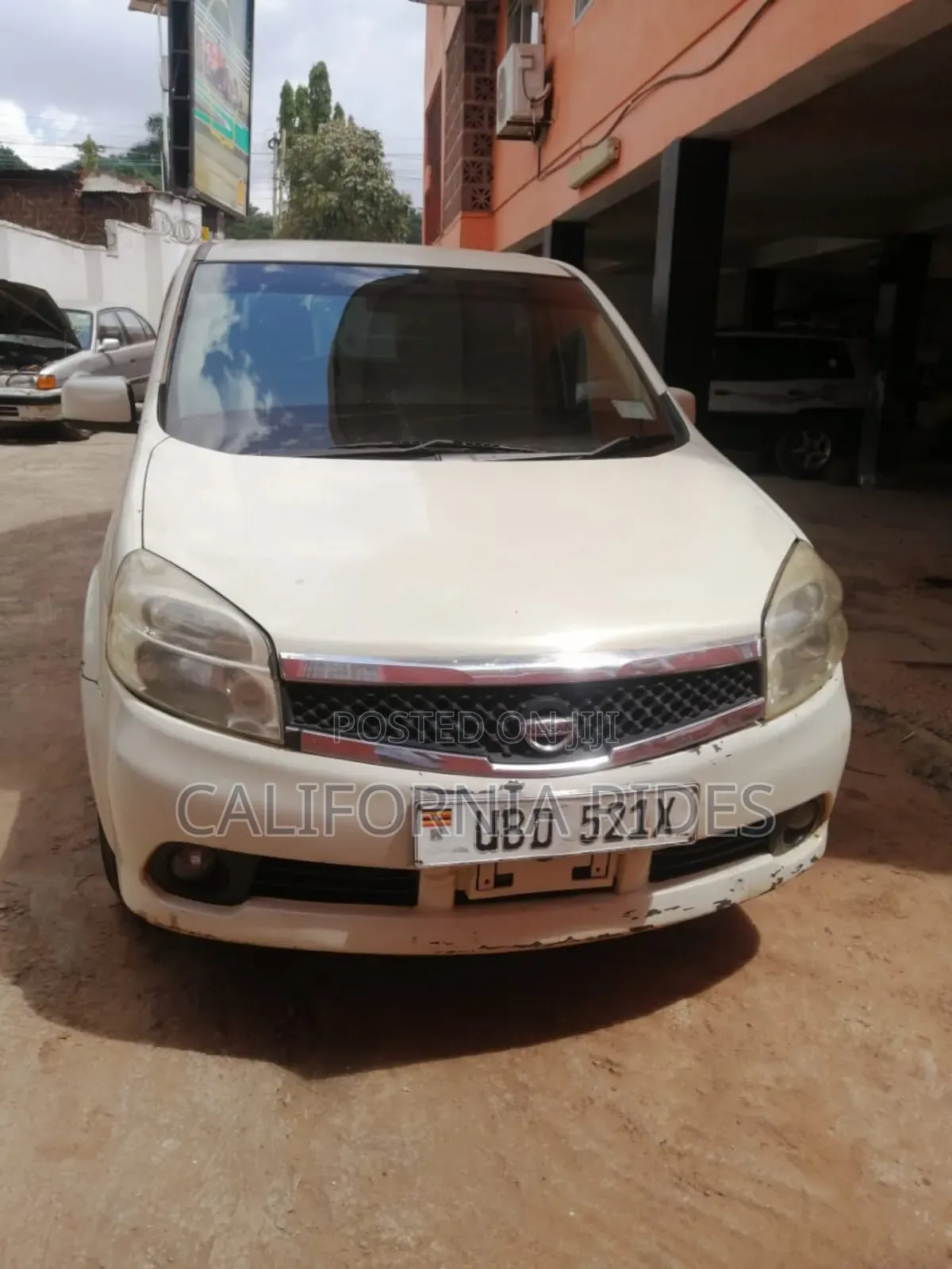 Nissan Lafesta 2004 White