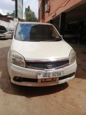 Nissan Lafesta 2004 White