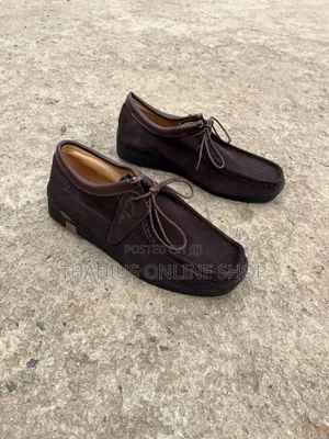 Classic Original Clarks Closed Shoes