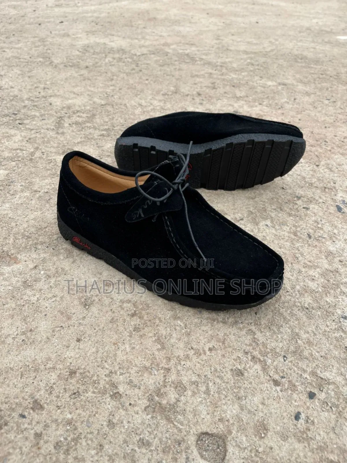 Classic Original Clarks Closed Shoes
