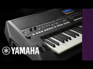 Yamaha PSR-SX600 61-Key Arranger Workstation Keyboard