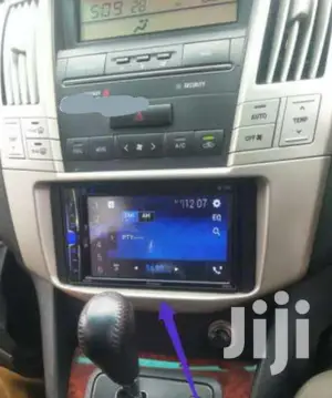 Original Pioner Radio For Toyota Harrier New Model