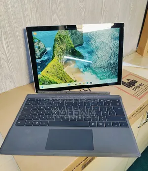 Laptop Microsoft Surface Pro (2017) 8GB Intel Core I7 SSD 256GB