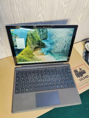 Laptop Microsoft Surface Pro (2017) 8GB Intel Core I7 SSD 256GB