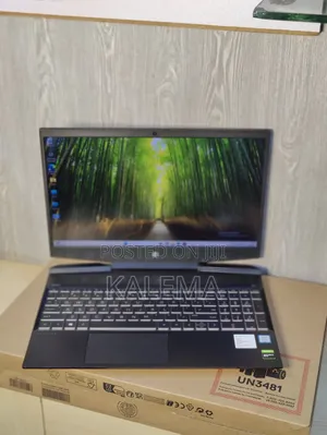 Laptop HP Pavilion 15-Eh0050wm 16GB Intel Core I5 HDD+SSD 512GB