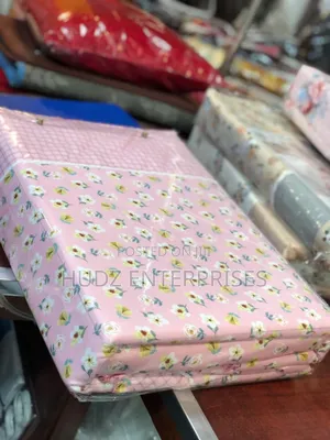 6x6 Cotton Flowered Duvet Cover 4pc Pink