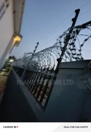 Electric Fence. Frank Systems