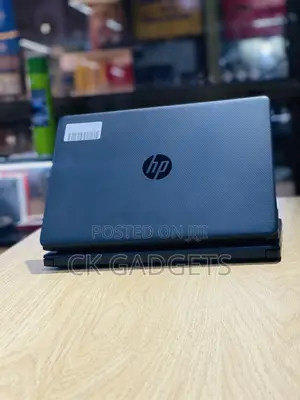 New Laptop HP 245 G4 8GB AMD A10 SSD 256GB