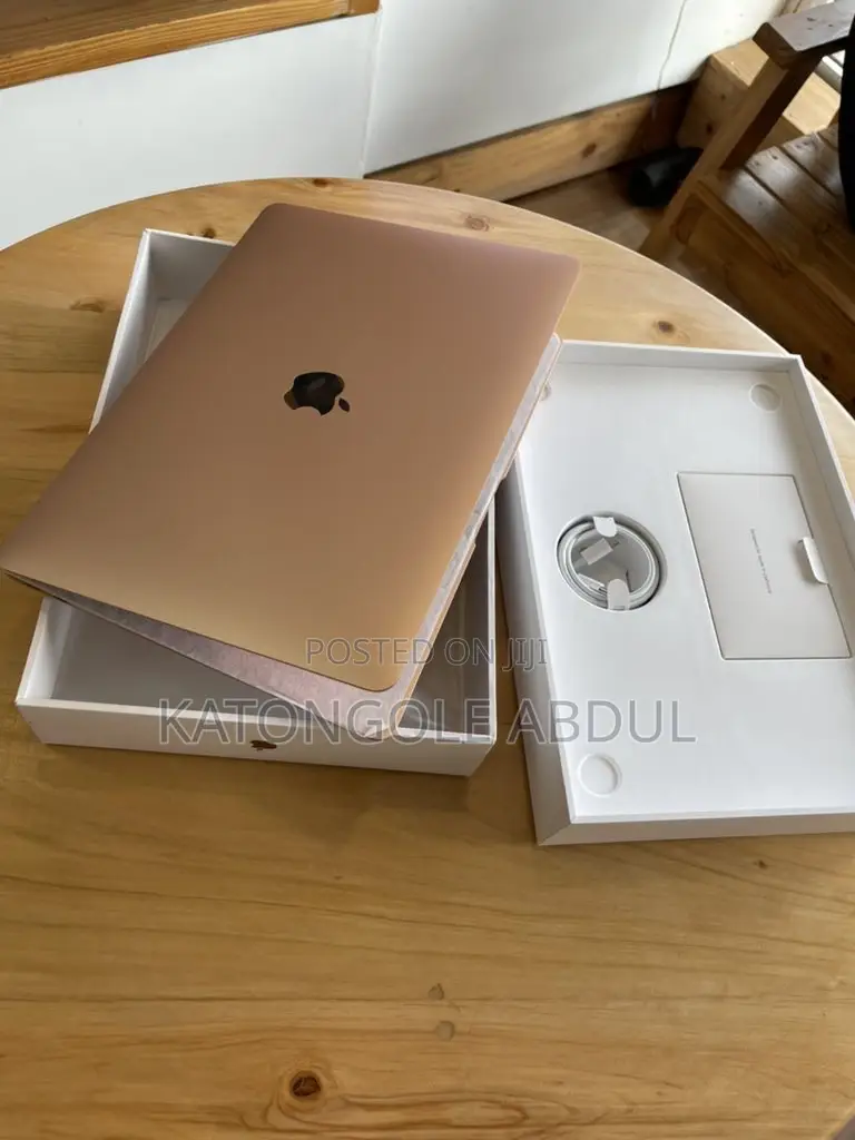New Laptop Apple MacBook Air 2020 16GB Intel Core I7 SSD 1T