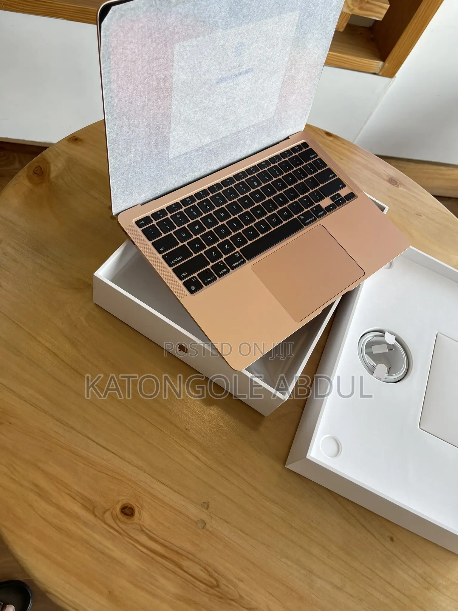 New Laptop Apple MacBook Air 2020 16GB Intel Core I7 SSD 1T