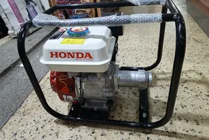 Honda Concrete Vibrator and 38mm Poker
