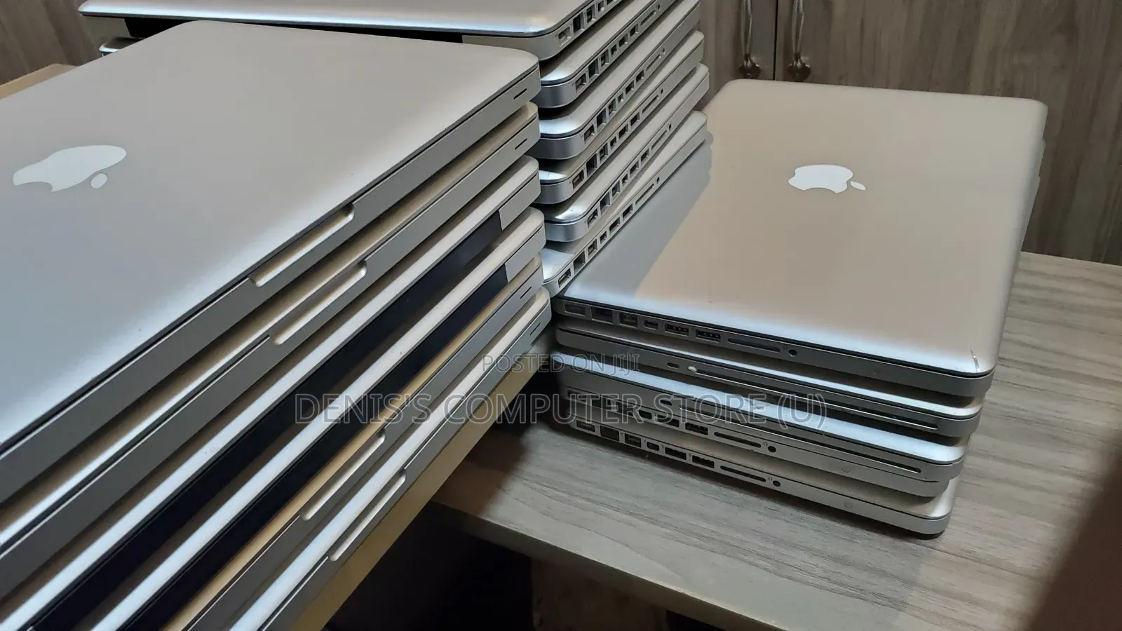 Laptop Apple MacBook 2012 8GB Intel Core I5 HDD 500GB