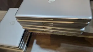 Laptop Apple MacBook 2012 8GB Intel Core I5 HDD 500GB
