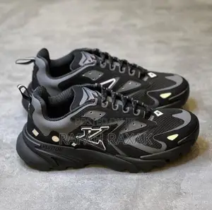 Louis Vuitton Runner Tatic Black Trainers Sneakers