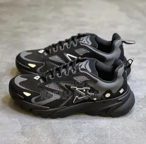 Louis Vuitton Runner Tatic Black Trainers Sneakers