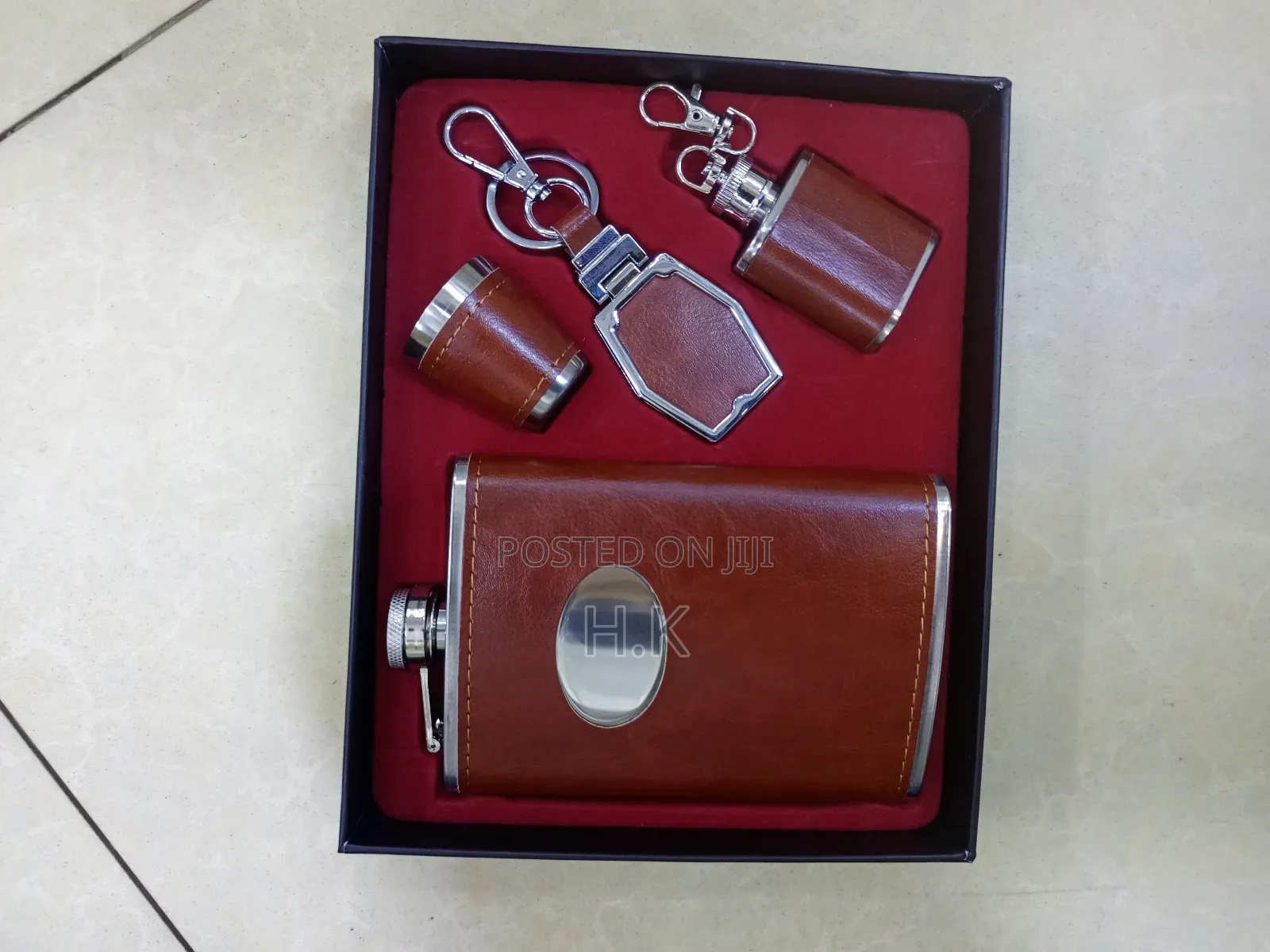 Hip Flask Gift Set.