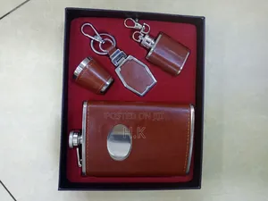 Hip Flask Gift Set.