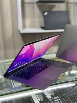 Laptop Apple MacBook Pro 2019 16GB Intel Core I7 SSD 256GB