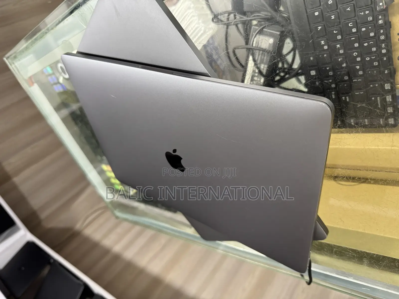 Laptop Apple MacBook Pro 2019 16GB Intel Core I7 SSD 256GB
