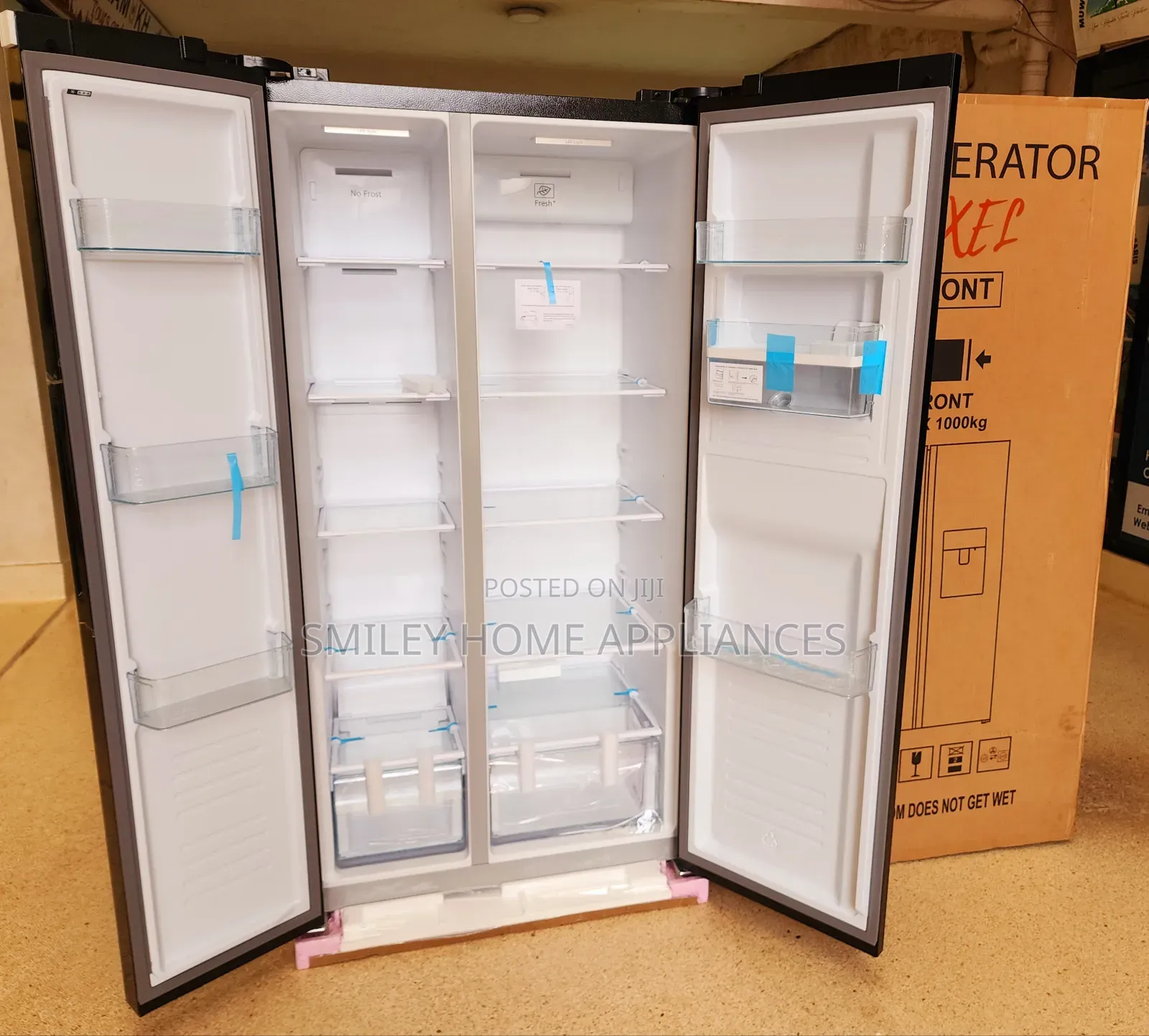 Pixels 670ltrs Black Mirror Finish Side by Side Fridge