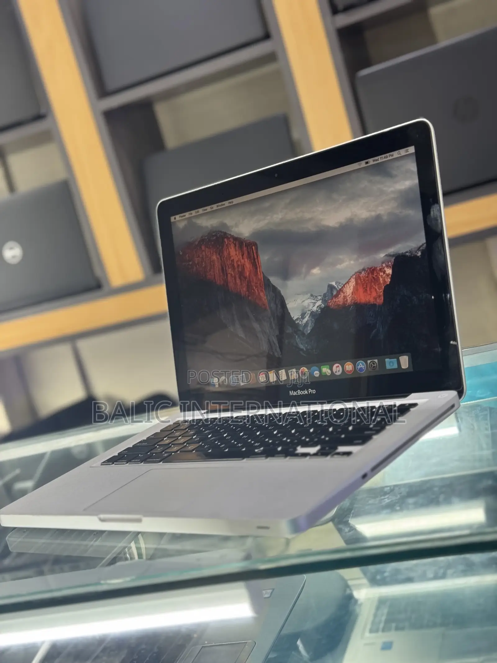 Laptop Apple MacBook 2012 8GB Intel Core I5 HDD 500GB