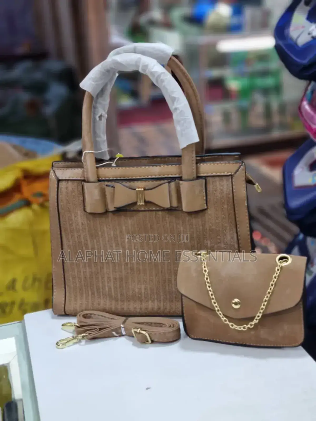 Xuan Lisa 3apc Leather Hand Bag
