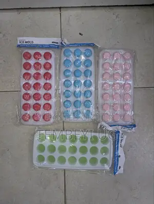 Flexible Base, Silicone Ice Cube Tray