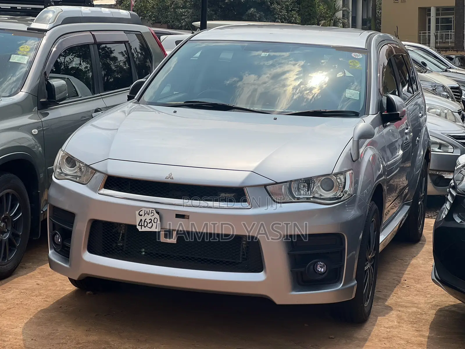 Mitsubishi Outlander 2012 Silver