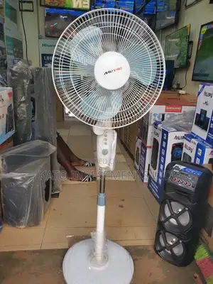 Mewe Stand Fan White