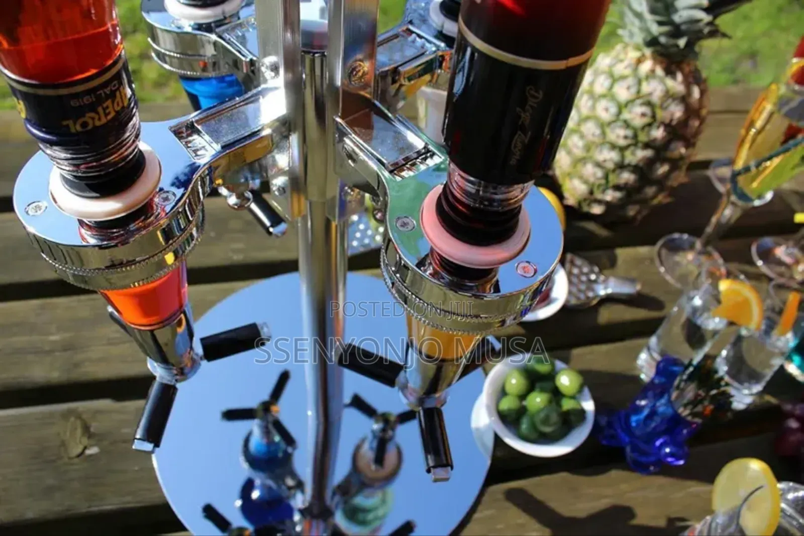 United Entertainment Bar Butler Carousel Bottle Holder