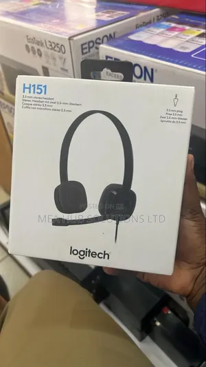 H151 Logitech Headsets