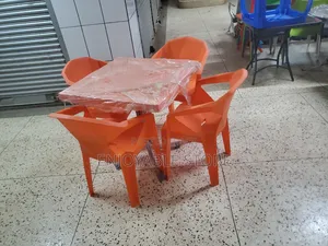 Restaurant Chairs and Table Set High Quality
