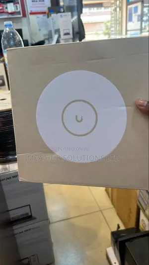 Ubiquiti U7-Pro-Max Indoor Ceiling Mount Access Point