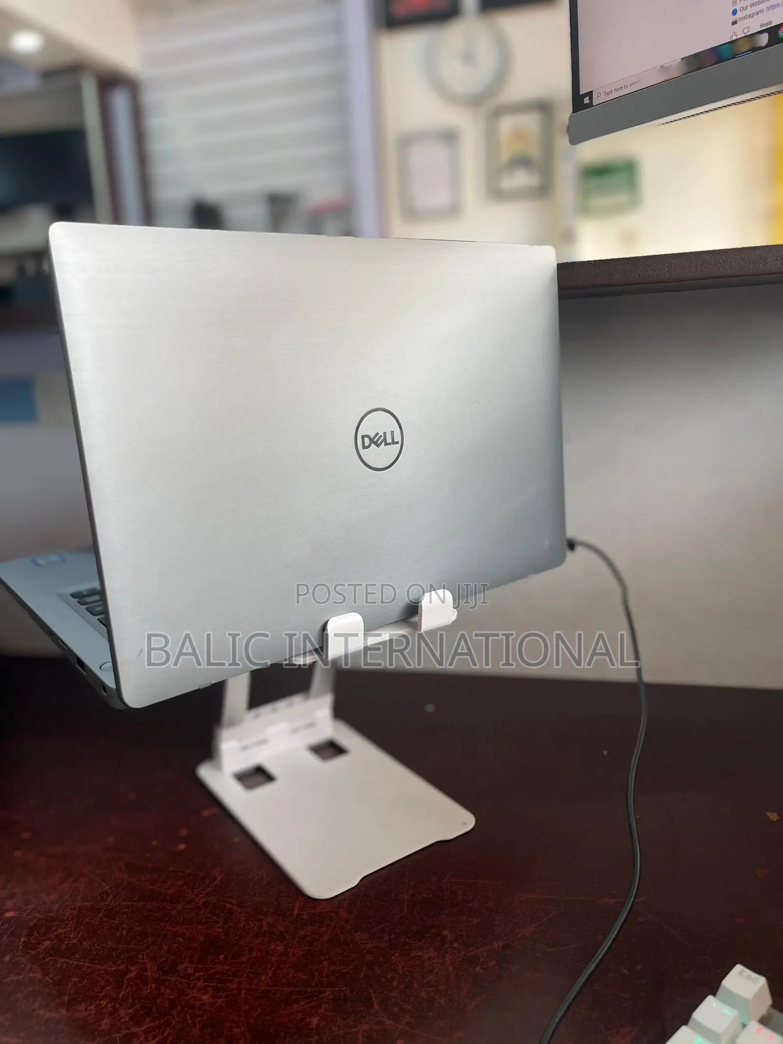 Laptop Dell Latitude 7400 8GB Intel Core I5 SSD 256GB