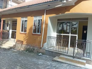 1bdrm Bungalow in Mutungo, Central Division for rent