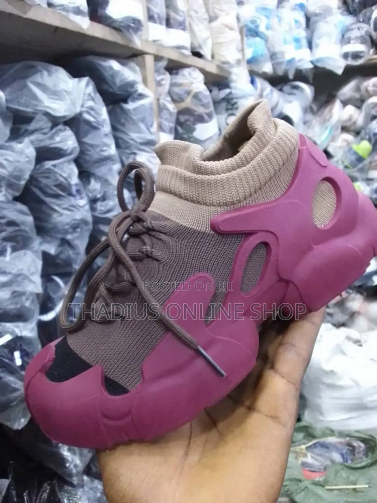 Cassic New Skul Sneakers