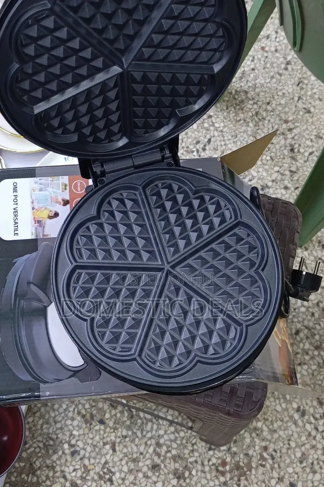 Sayona Heart Shaped Waffle Maker