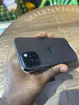 New Apple iPhone 15 128 GB Black