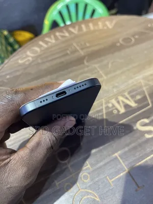 New Apple iPhone 15 128 GB Black