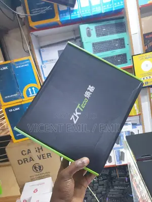 ZKT Biometric Thumb And Face Scanner 1