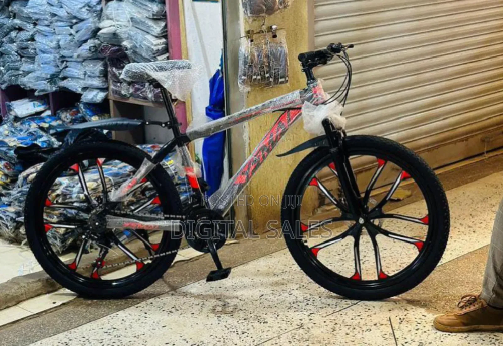 Kids Bicycles in Different Colours 7-14yrs