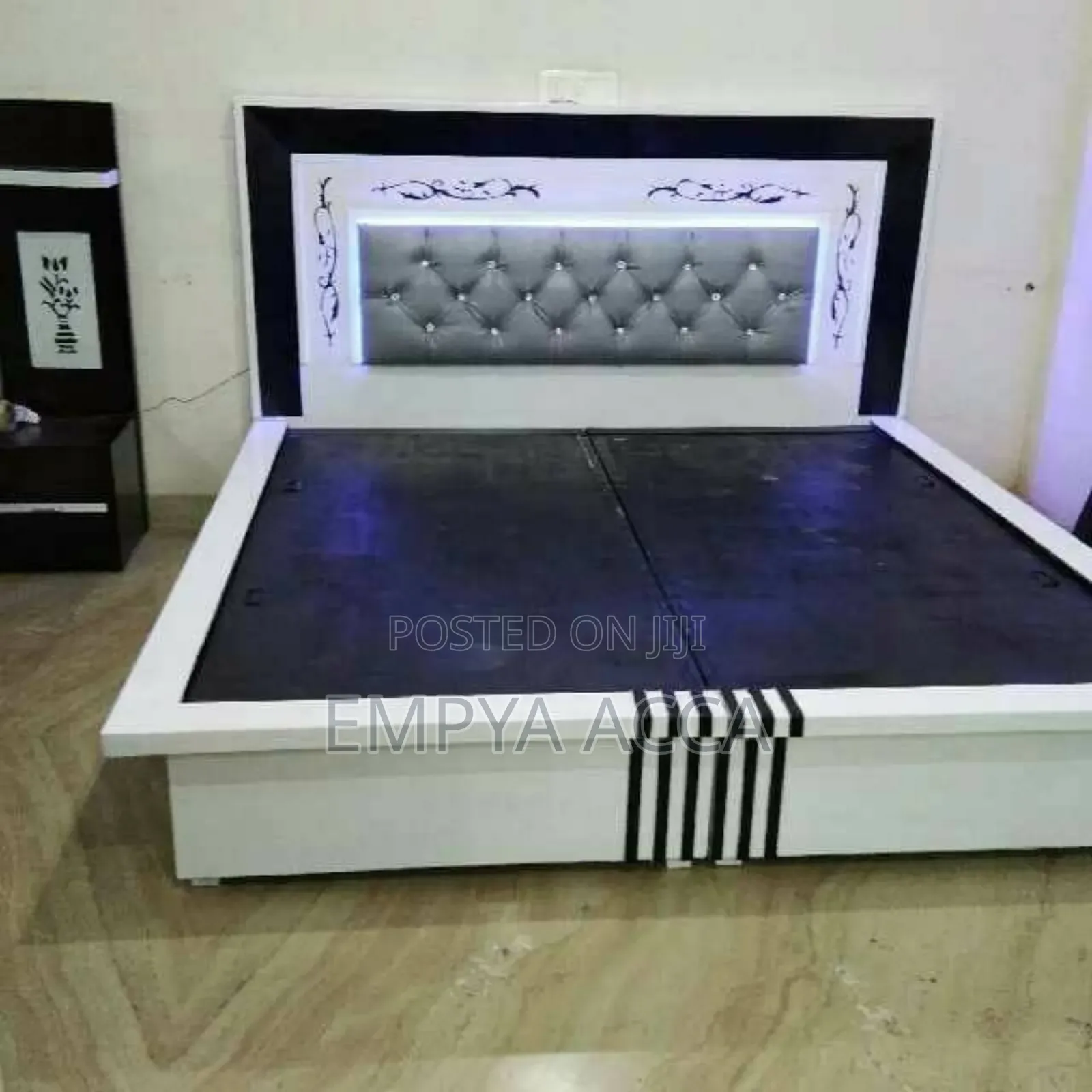 Multi Unique Master Bed