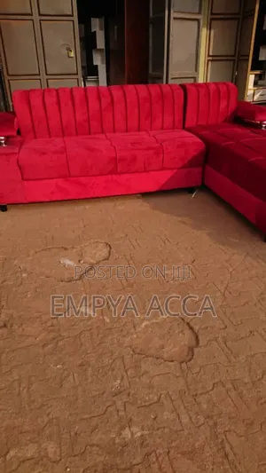 Mast Sofa Red