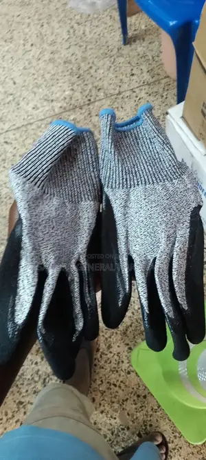 Anti-cut Gloves