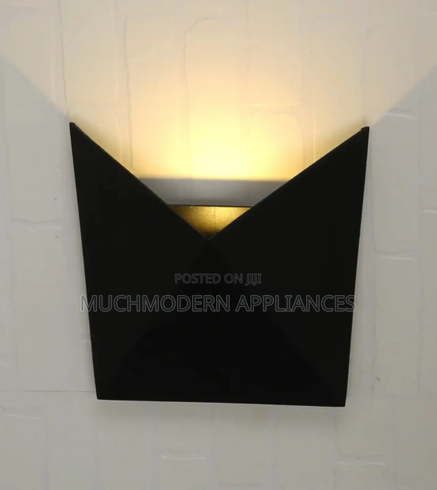Pyramid Wall Light LL 6010-Bk-Ww