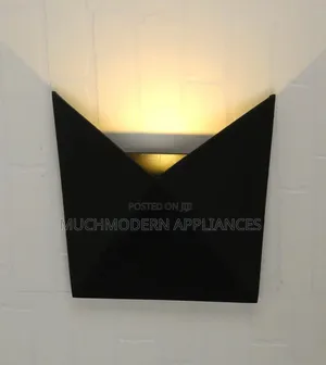 Pyramid Wall Light LL 6010-Bk-Ww